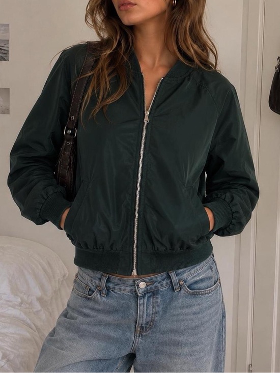 Forever 21 Jackets & Blazers - Forever 21 Dark Green Bomber Jacket Size Small Lightweight Zip Up